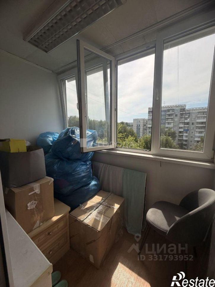 2-комн квартира пр-кт Авиаторов, 126,  д. 126