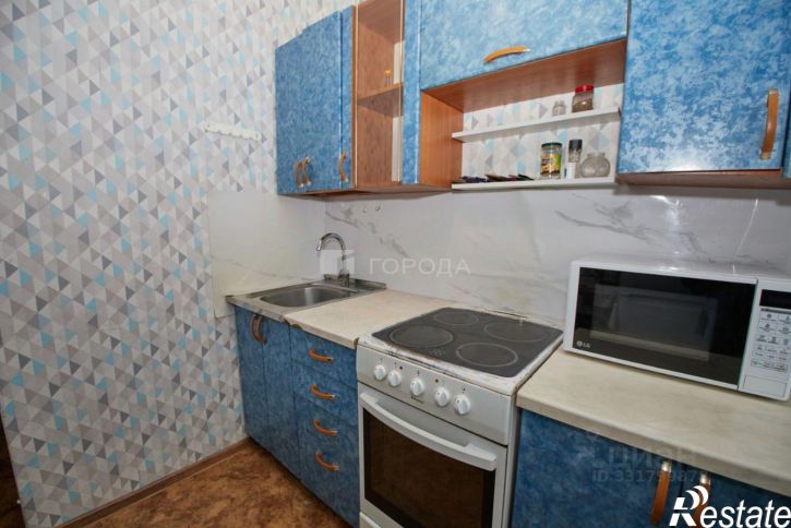 2-комн квартира ул 40 лет ВЛКСМ, 100,  д. 100