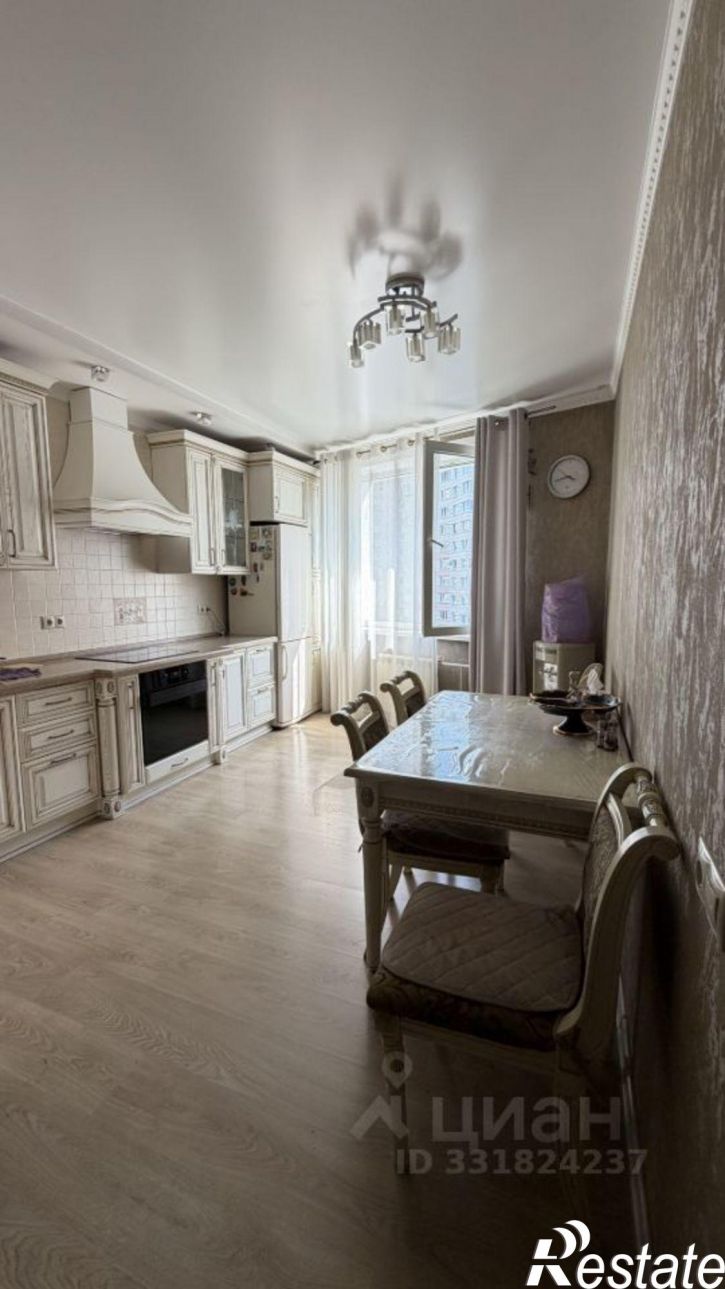 3-комн квартира пр-кт Н.С.Ермакова, 28,  д. 28