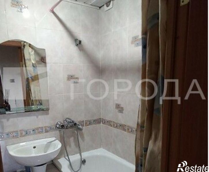3-комн квартира ул Запорожская, 9,  д. 9