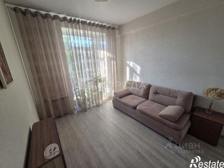4-комн квартира ул Суворова, 2,  д. 2