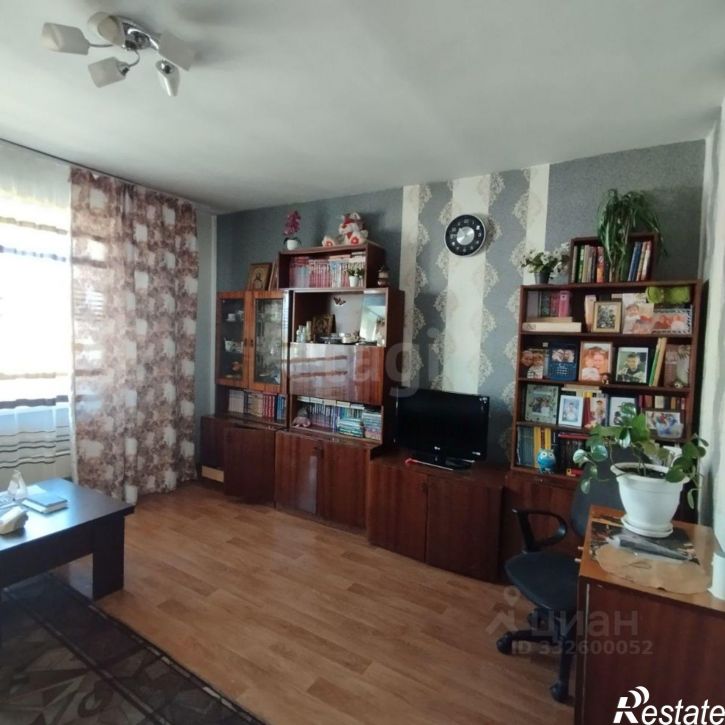 2-комн квартира ул Гвардейская, 3,  д. 3