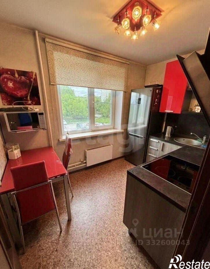 2-комн квартира пр-кт Строителей, 90Б,  д. 90Б