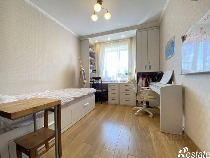 3-комн квартира ул Рокоссовского, 15,  д. 15