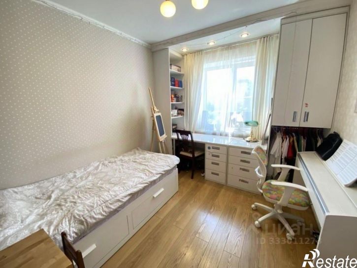 3-комн квартира ул Рокоссовского, 15,  д. 15