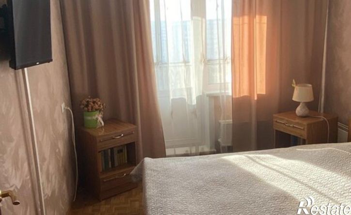 3-комн квартира пр-кт Авиаторов, 101,  д. 101