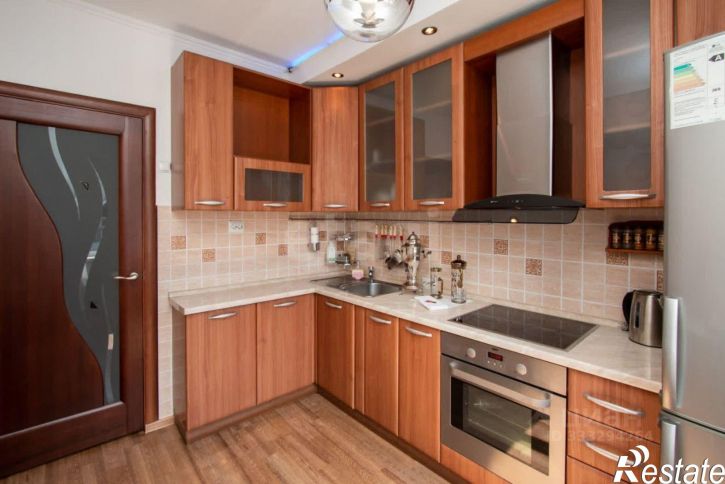 2-комн квартира ул Тольятти, 56,  д. 56