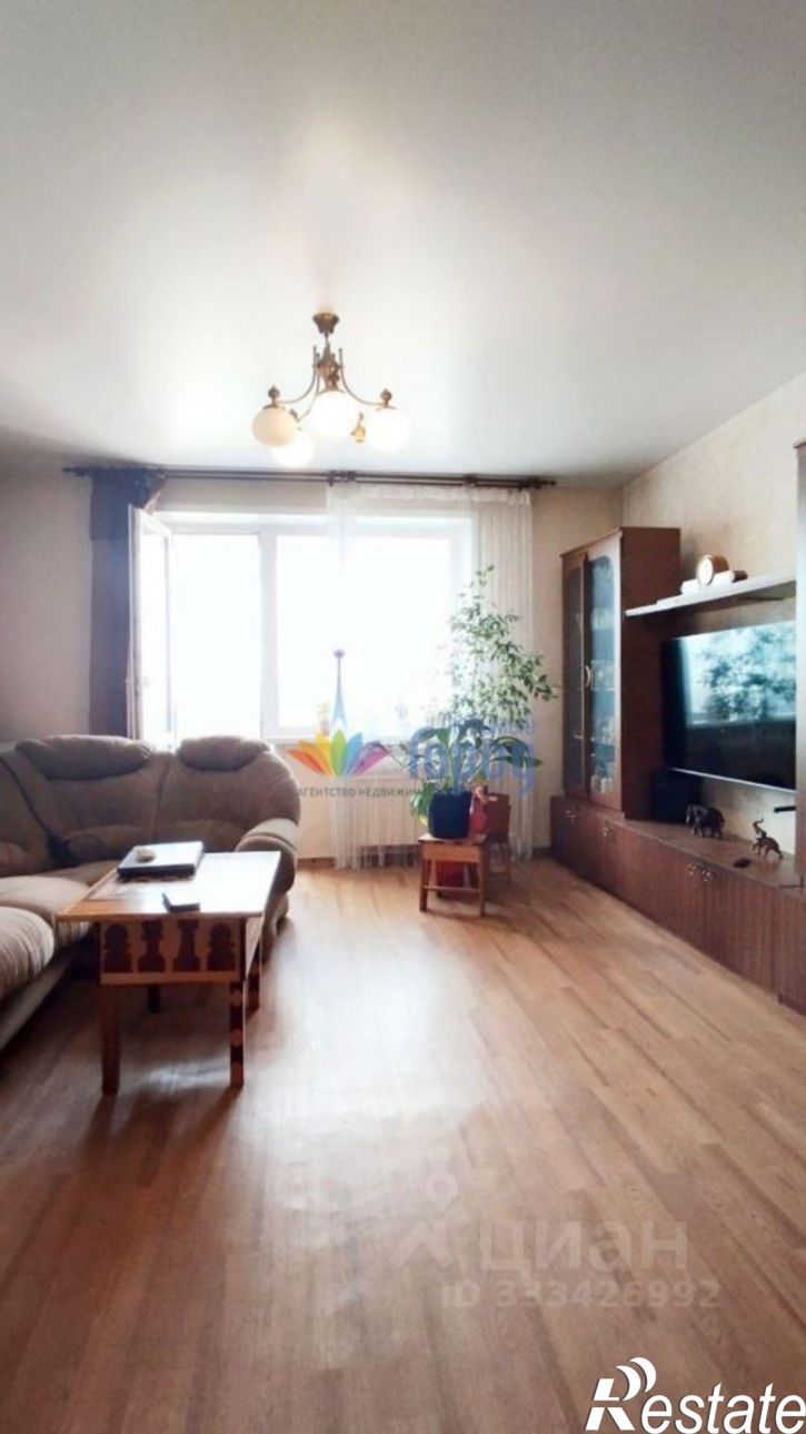4-комн квартира пр-кт Строителей, 100А,  д. 100А