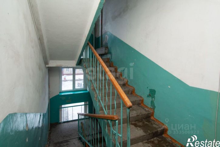 2-комн квартира пр-д Чекистов, 5,  д. 5