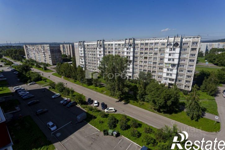 3-комн квартира улица 40 лет Победы, 8,  д. 8
