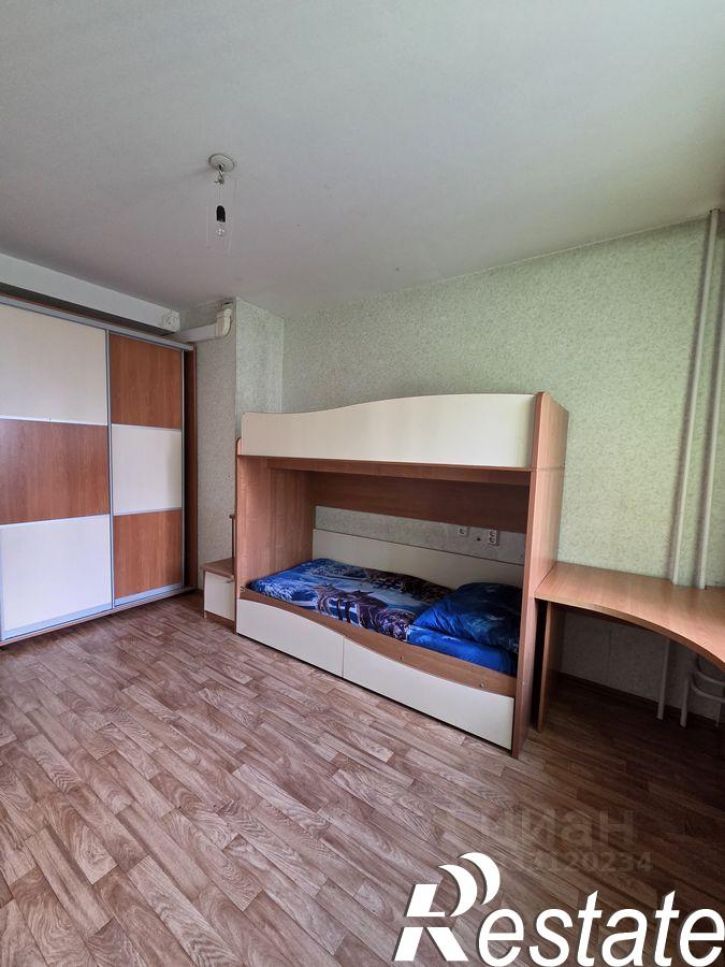 3-комн квартира улица Звездова, 10,  д. 10