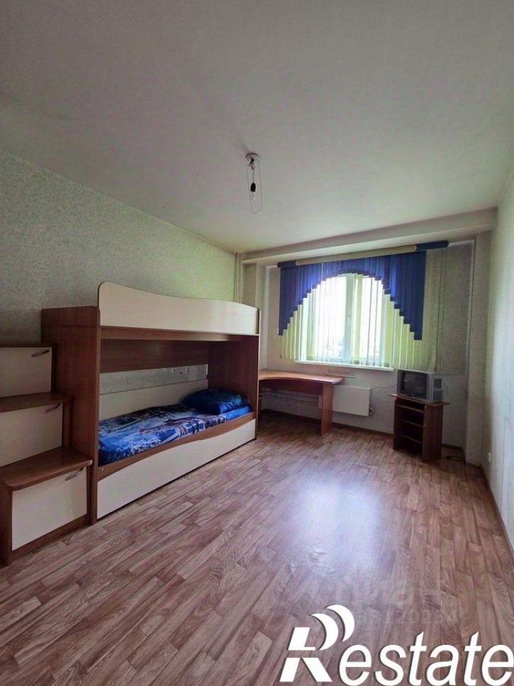 3-комн квартира улица Звездова, 10,  д. 10