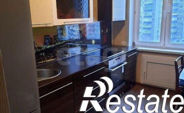3-комн квартира улица Кирова, 103,  д. 103