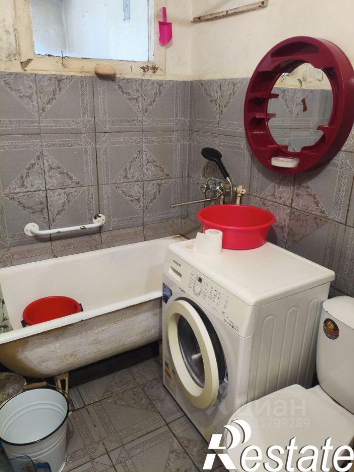 3-комн квартира Октябрьский проспект, 38,  д. 38