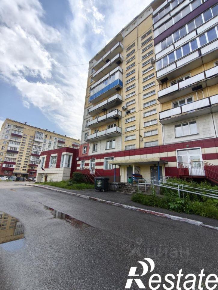 3-комн квартира улица Братьев Сизых, 12,  д. 12