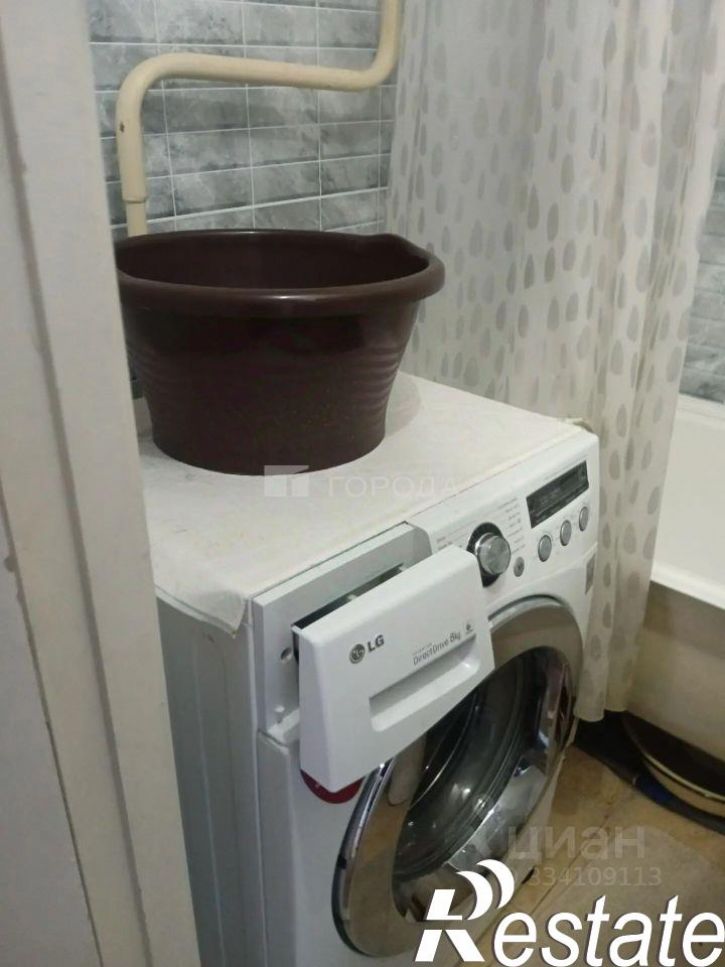 2-комн квартира улица Братьев Сизых, 10А,  д. 10А