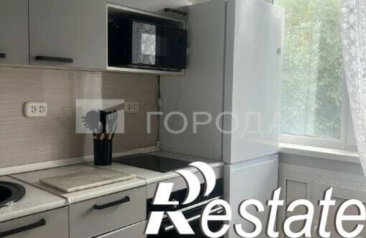2-комн квартира улица Грдины, 6А,  д. 6А