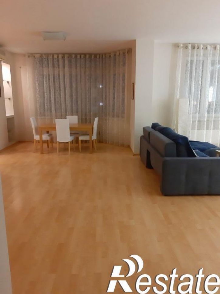 3-комн квартира пр. Ермакова, 1