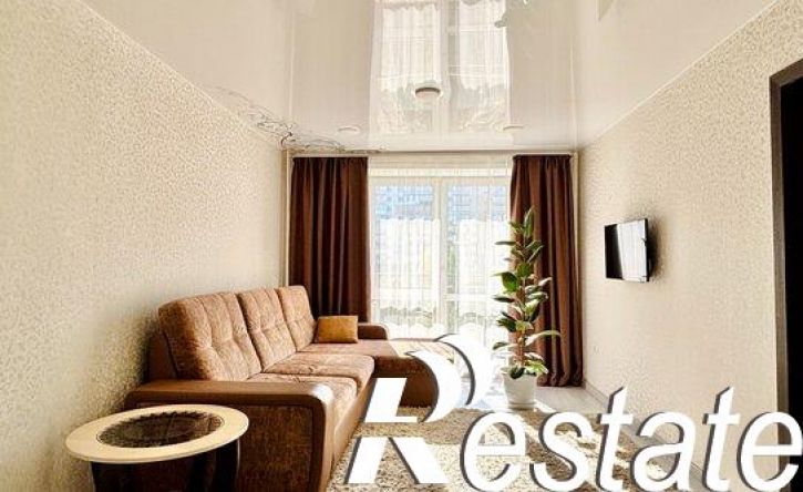 1-комн квартира проспект Строителей, 90,  д. 90