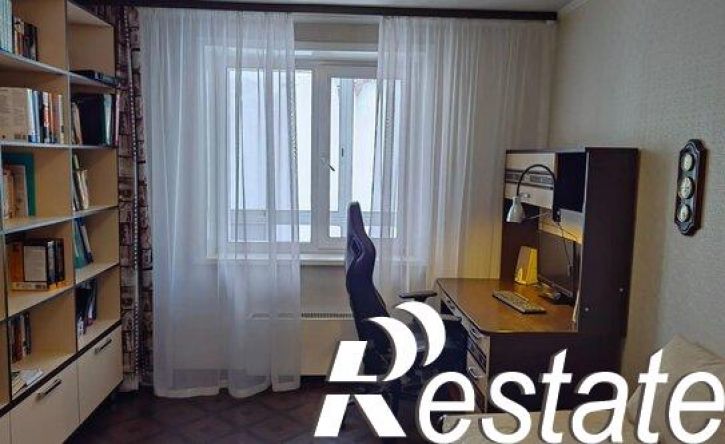 3-комн квартира проспект Ермакова, 10,  д. 10