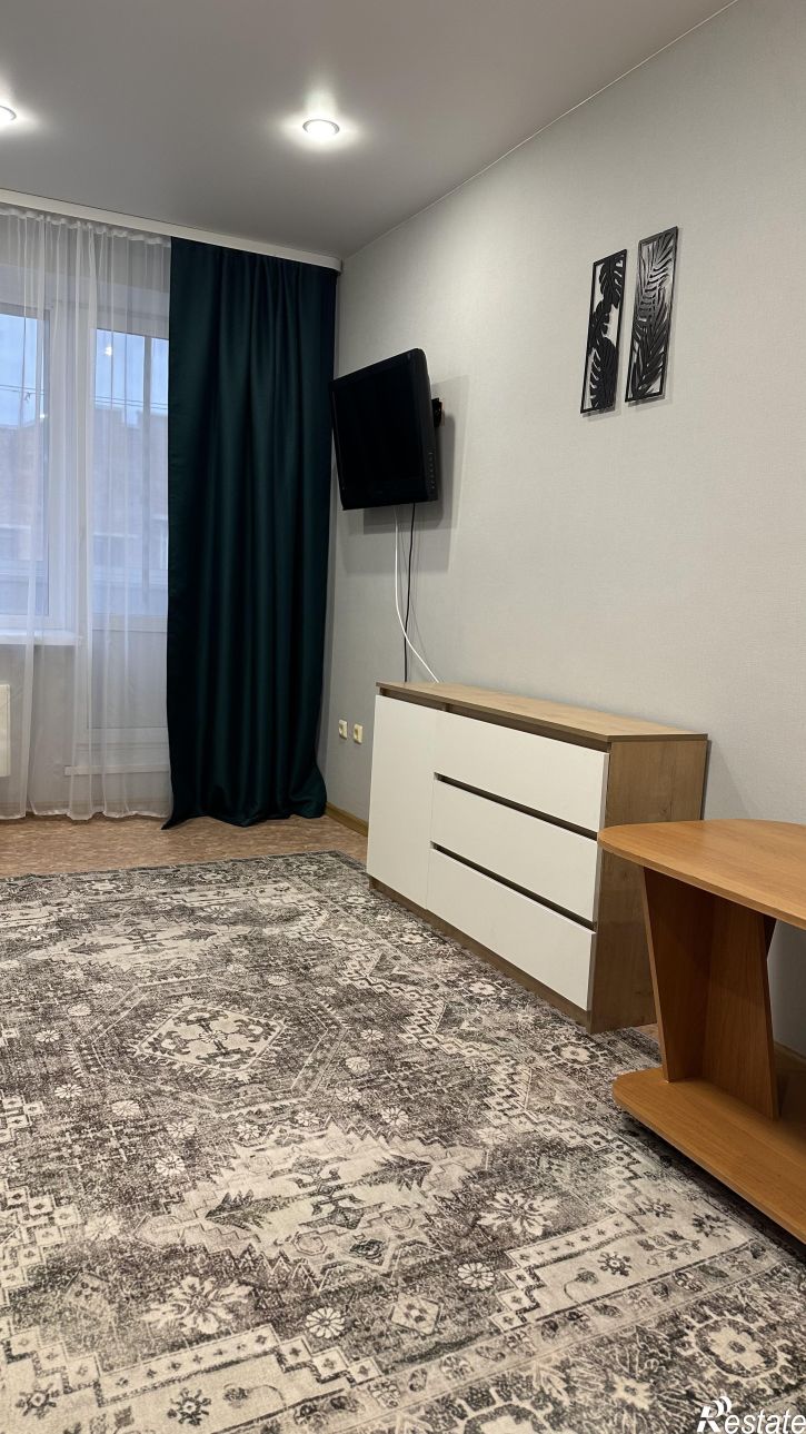 2-комн квартира Ярославская, 50
